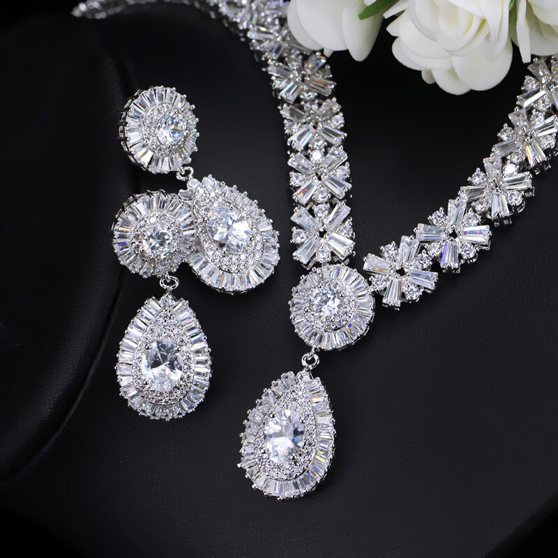 18k Gold CZ Snowflake Earrings Necklace for Brides Wedding Costume Jewelry Set