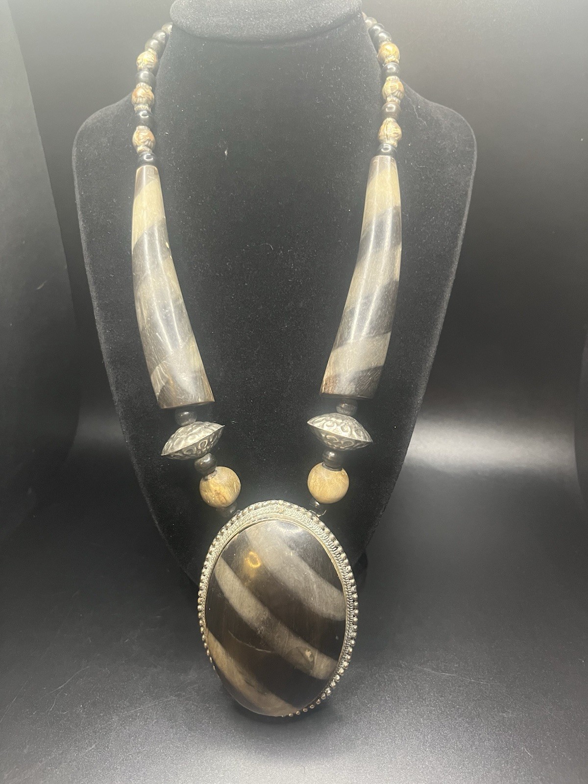 Genuine horn Statement Necklace