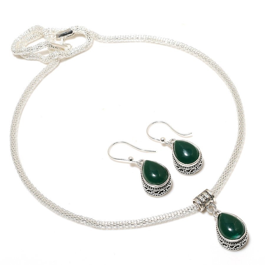 Green Onyx 925 Silver Plated Handmade Necklace & Earrings Set of 18″
