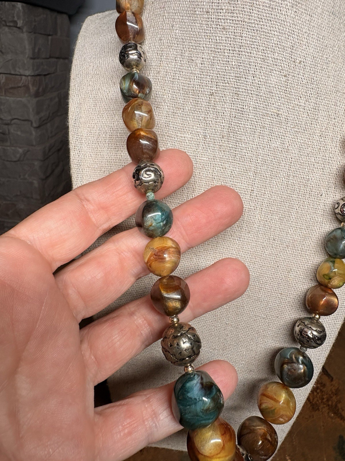 Vintage Earthy Boho Beaded Necklace Acrylic/Lucite 22in Woodsy