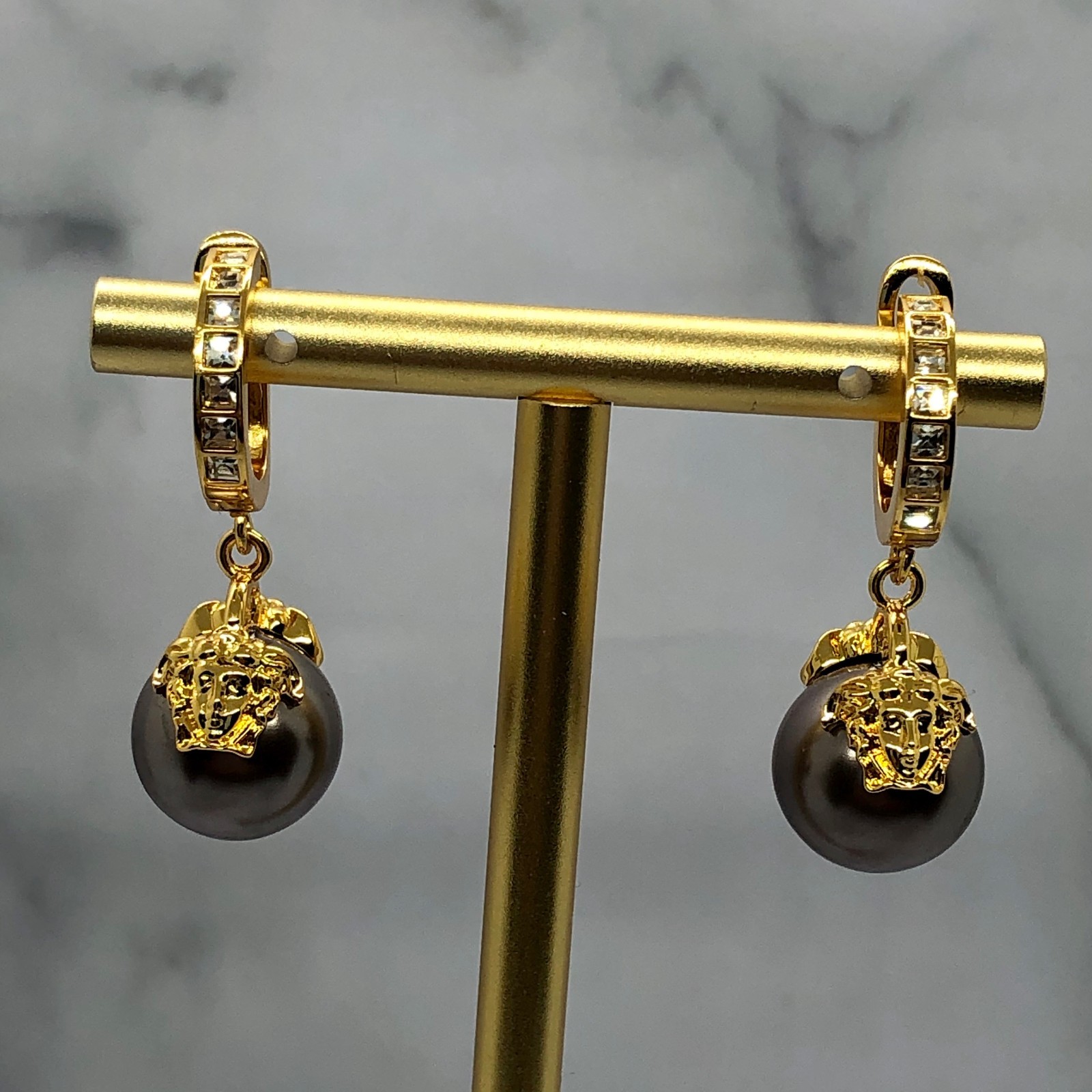 VERSACE Medusa Pendant Earrings – Pre owned / MG6283
