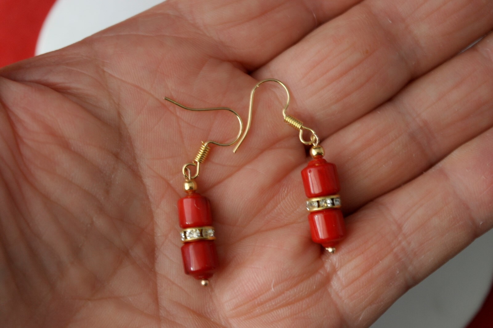 BEAUTIFUL GOLD PLATED EARRING WITH RED AGATE & CZ 3.8 GR 2.5 Cm. LONG + HOOKS