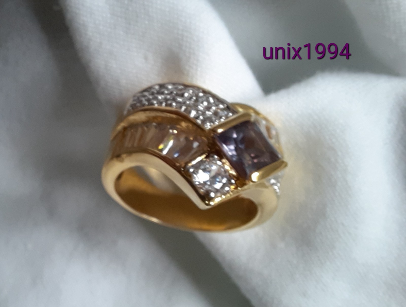 Stunning 4.5 carats of Simulated Tanzanite-Amethyst and Diamonds Cocktail Ring