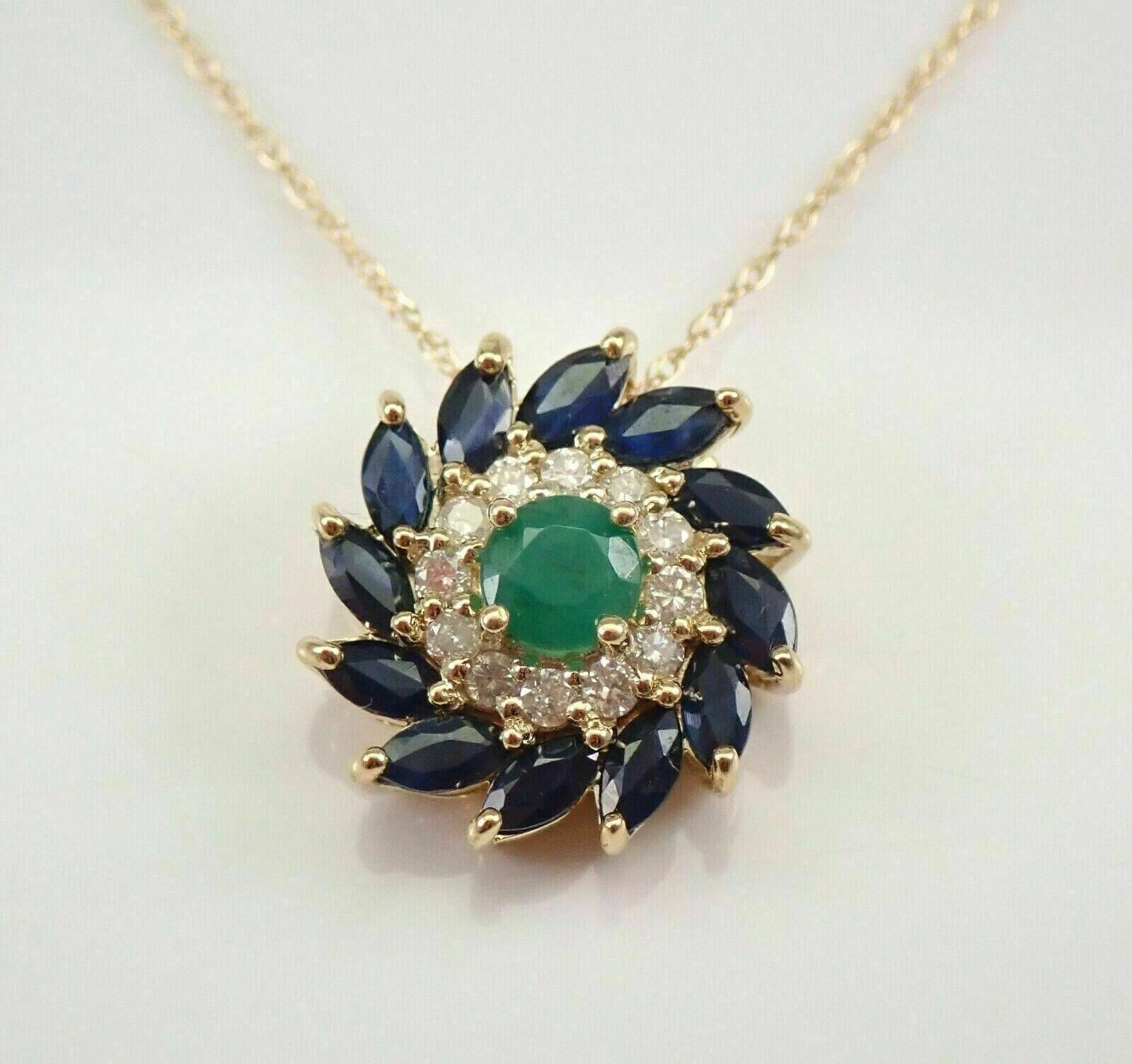 2.00 Ct Round Lab-Created Emerald Flower Necklace Pendant 14k Yellow Gold Plated