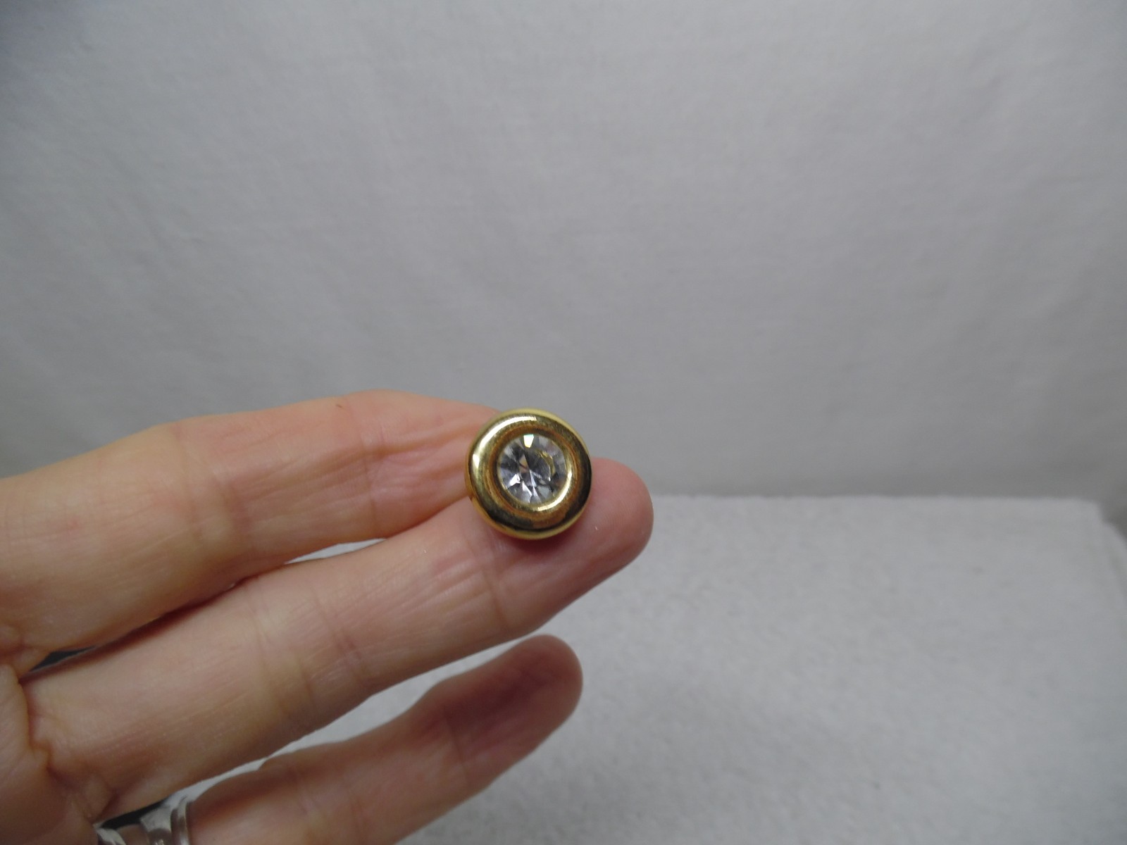 VTG. KJL AVON GOLD TONE , RHINESTONE EARRINGS, PIERCED EARS, POSTS, NO BACKS ,