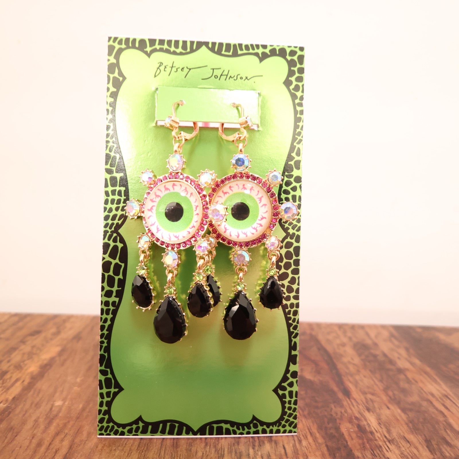 Betsey Johnson earrings eyeballs Halloween chandeliers pink black crystals NWT
