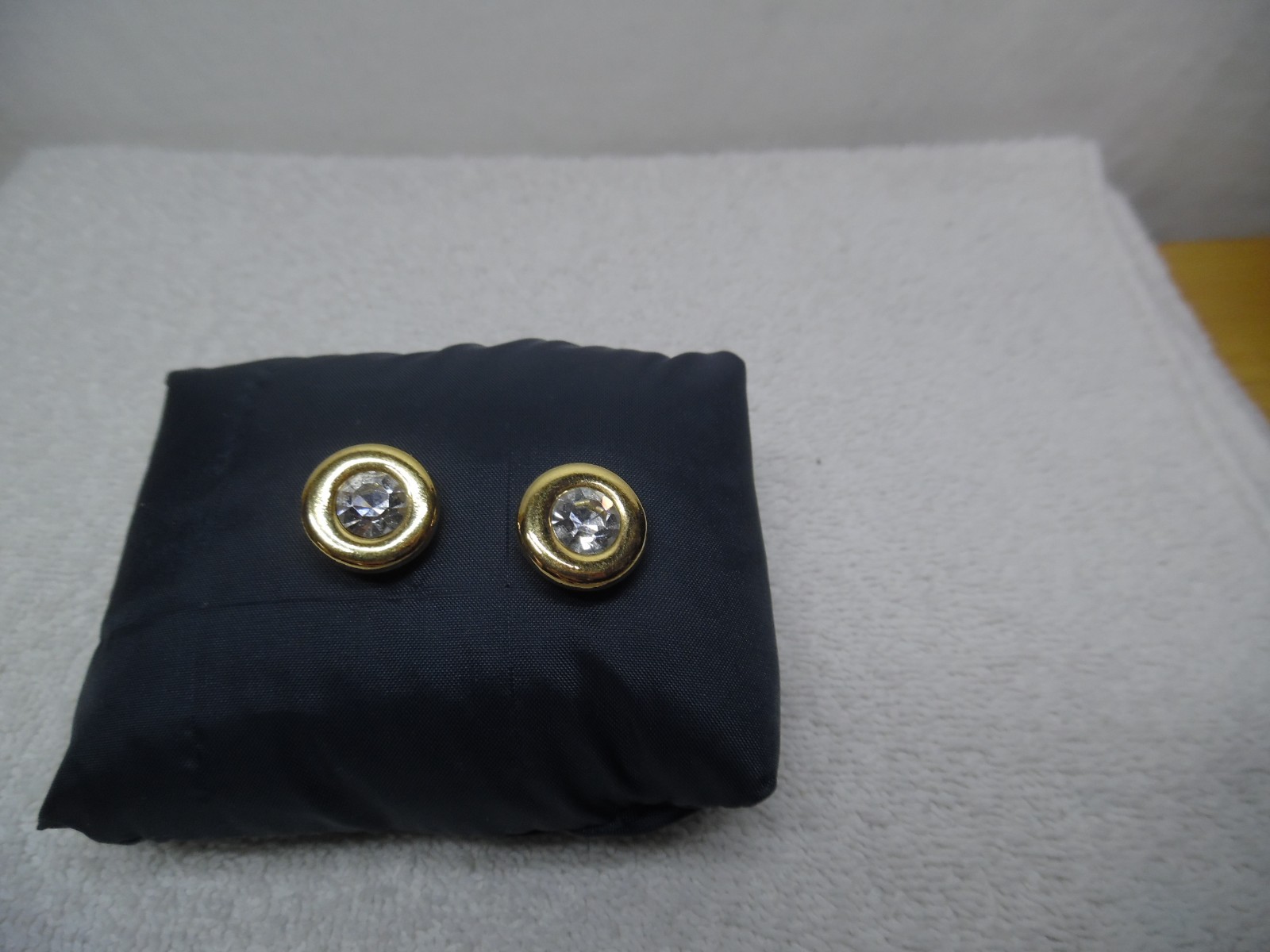 VTG. KJL AVON GOLD TONE , RHINESTONE EARRINGS, PIERCED EARS, POSTS, NO BACKS ,