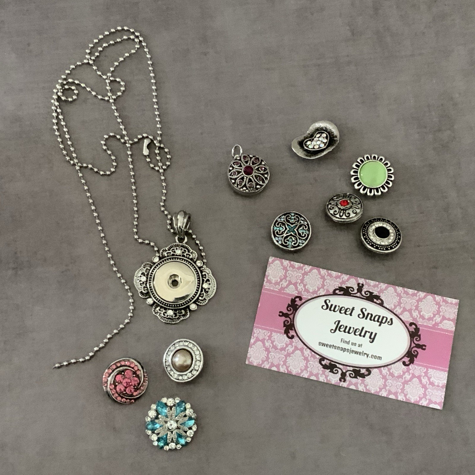 Sweet Snaps Interchangeable Necklace Lot Snap Pendant Jewelry Set w/ Charms