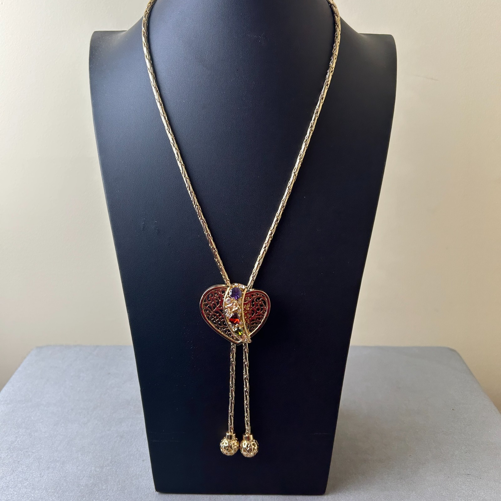 Gold Tone Lariat Chain Necklace – Heart Bolo Slide – Crystals Open Back Setting