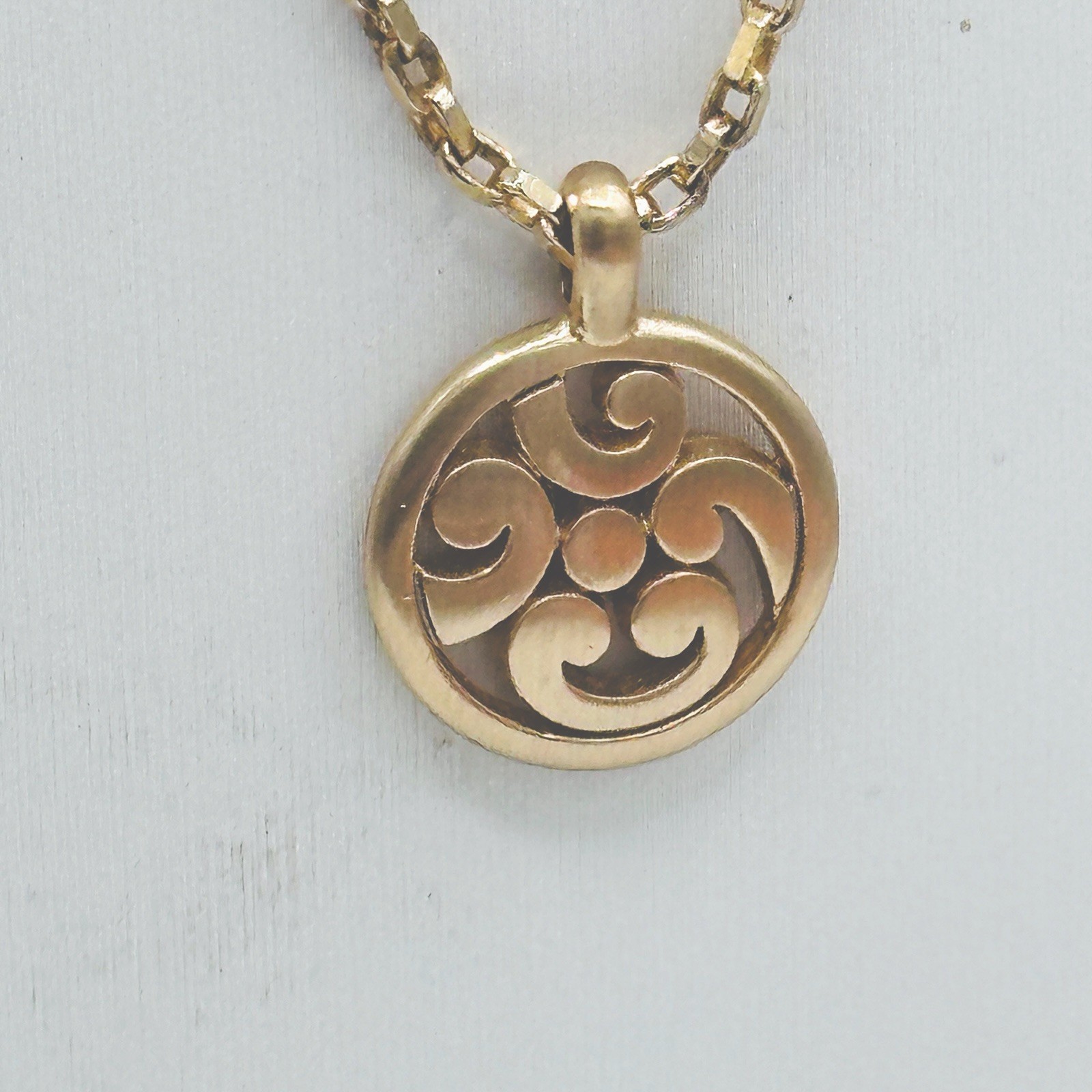 Brighton Contempo Medallion Petite Necklace Gold Tone Scroll Pendant 16-20”