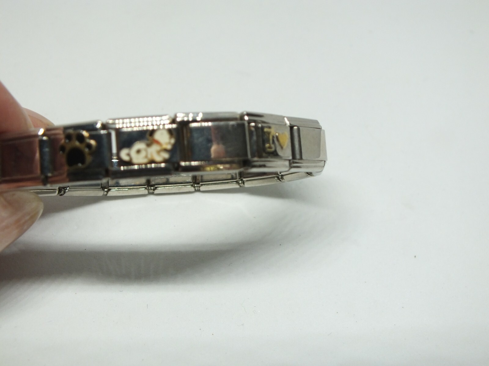 Beautiful Stretch Bracelet Silver Tone Puppy Paw Heart 3/8″ Wide x 2″ Acr Childs