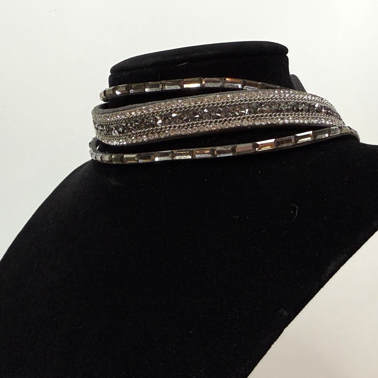 Rhinestone Statement Choker Necklace Silver Vegan Suede Gray Wrap Jewelry 16.5in