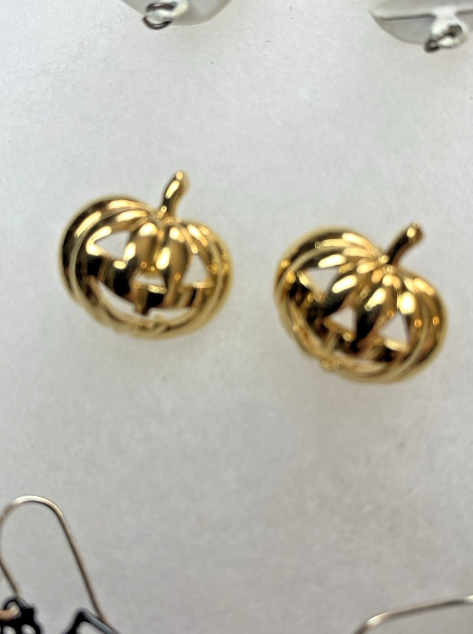 Halloween Jewelry Lot 8 Pairs Earrings Ghost Bat Spider Pumpkin Skeleton Cat
