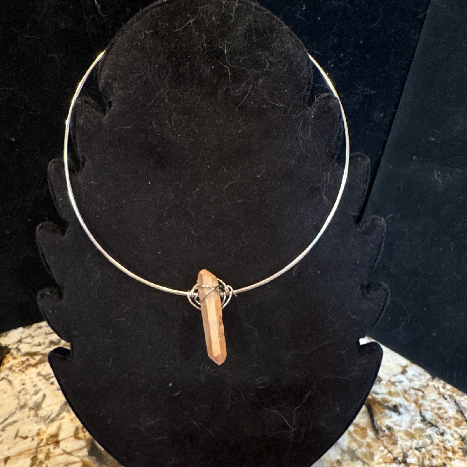 Silver Tone Choker Necklace Wire Wrapped unknown stone Point Stick Charm 16in
