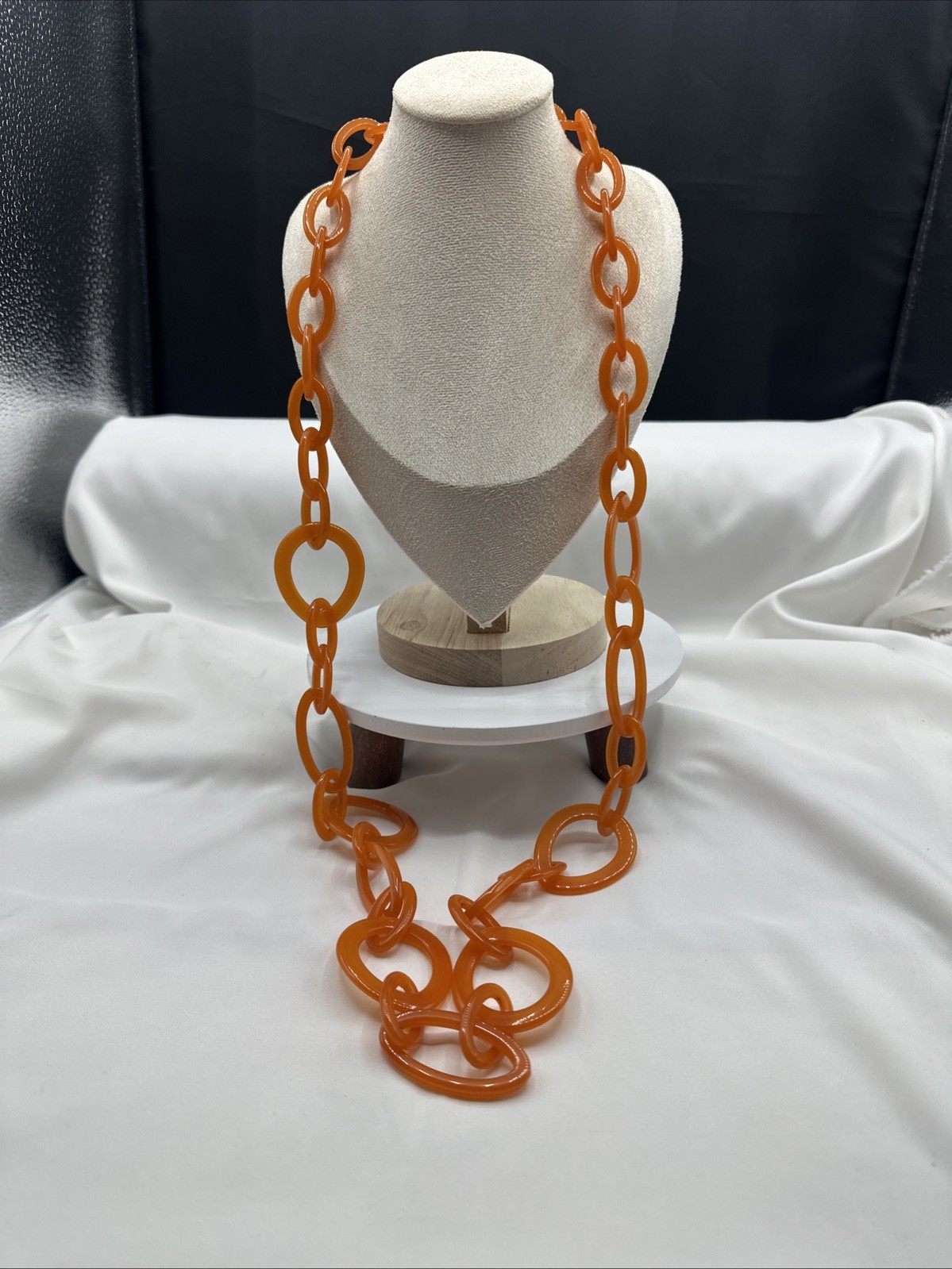 T Long Links Orange Plastic Necklace. See pics. Signed.See pics.