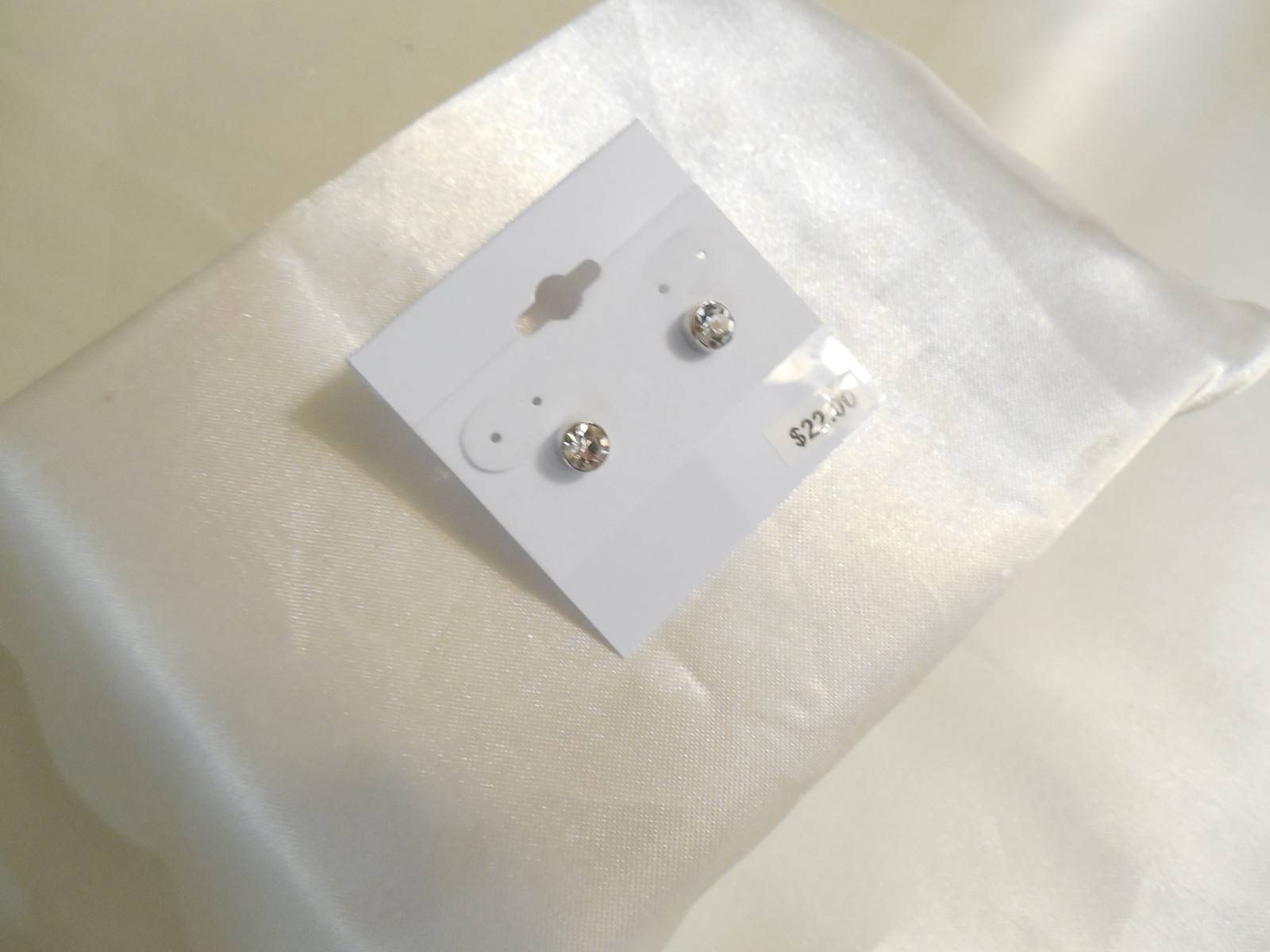 Department Store 3/16″ Silver Tone Simulated Diamond Stud Earrings J610