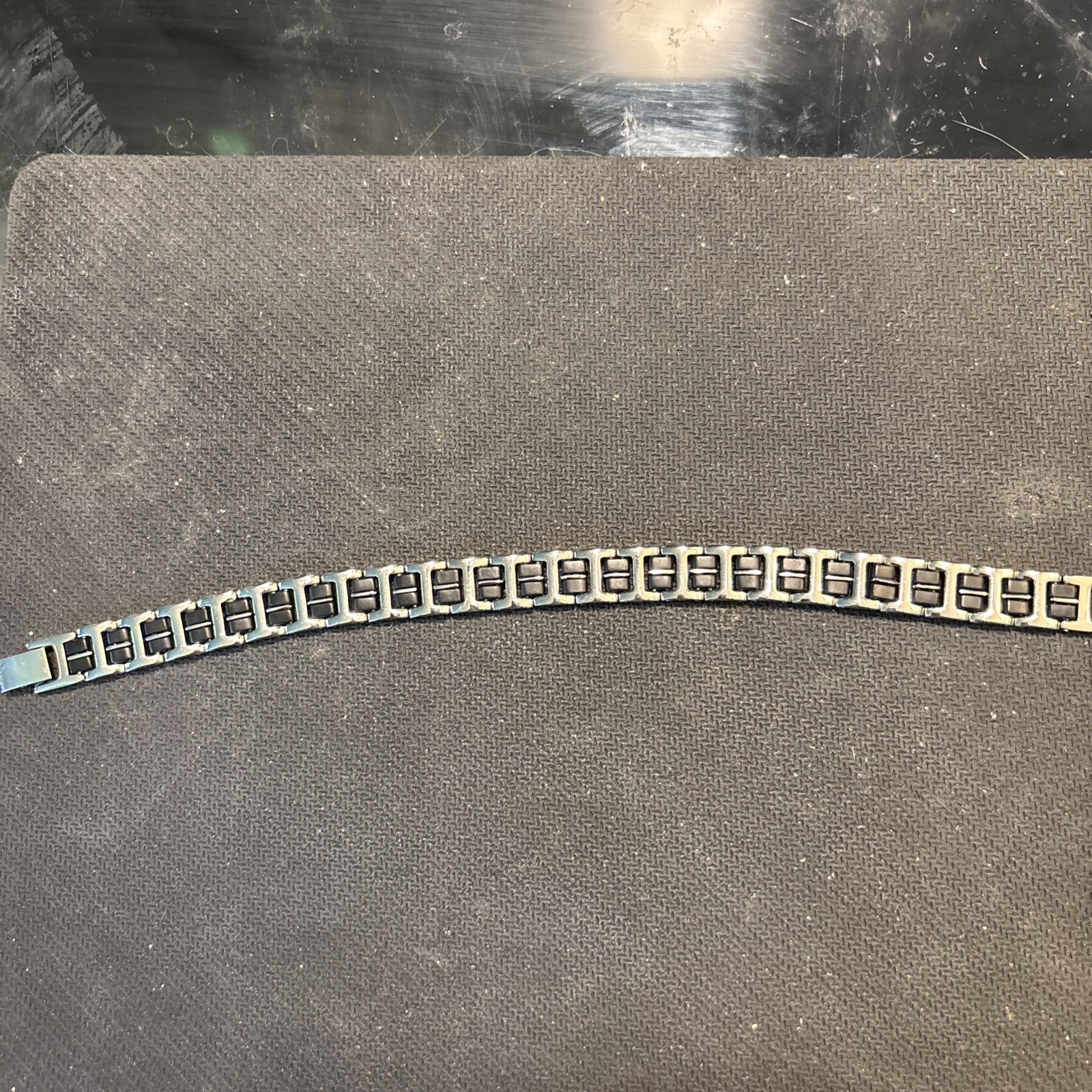 Unisex Stainless Steel And Leather Bracelet ￼
