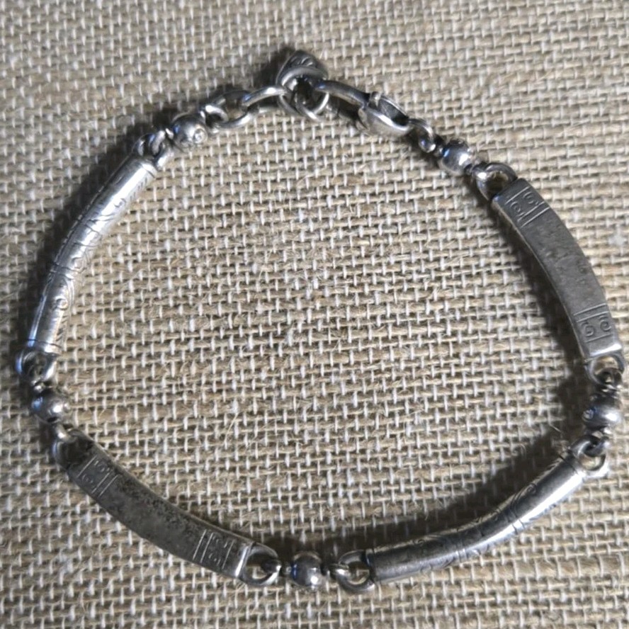 BRIGHTON Marrakesh Scrolled Silver Etched Bar Link 8″ Bracelet EUC See pics.