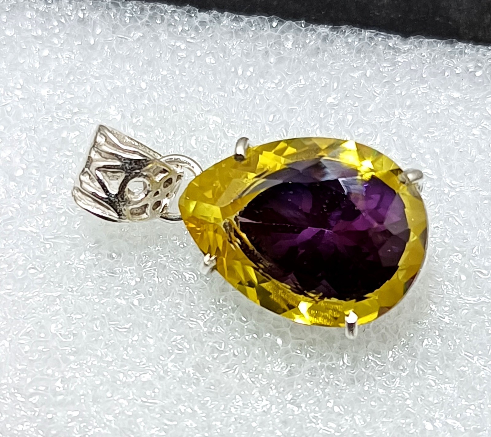 Bi-Color Rare Pitambari Sapphire Pear Natural 39.55 Ct 925 Silver Pendant Gem