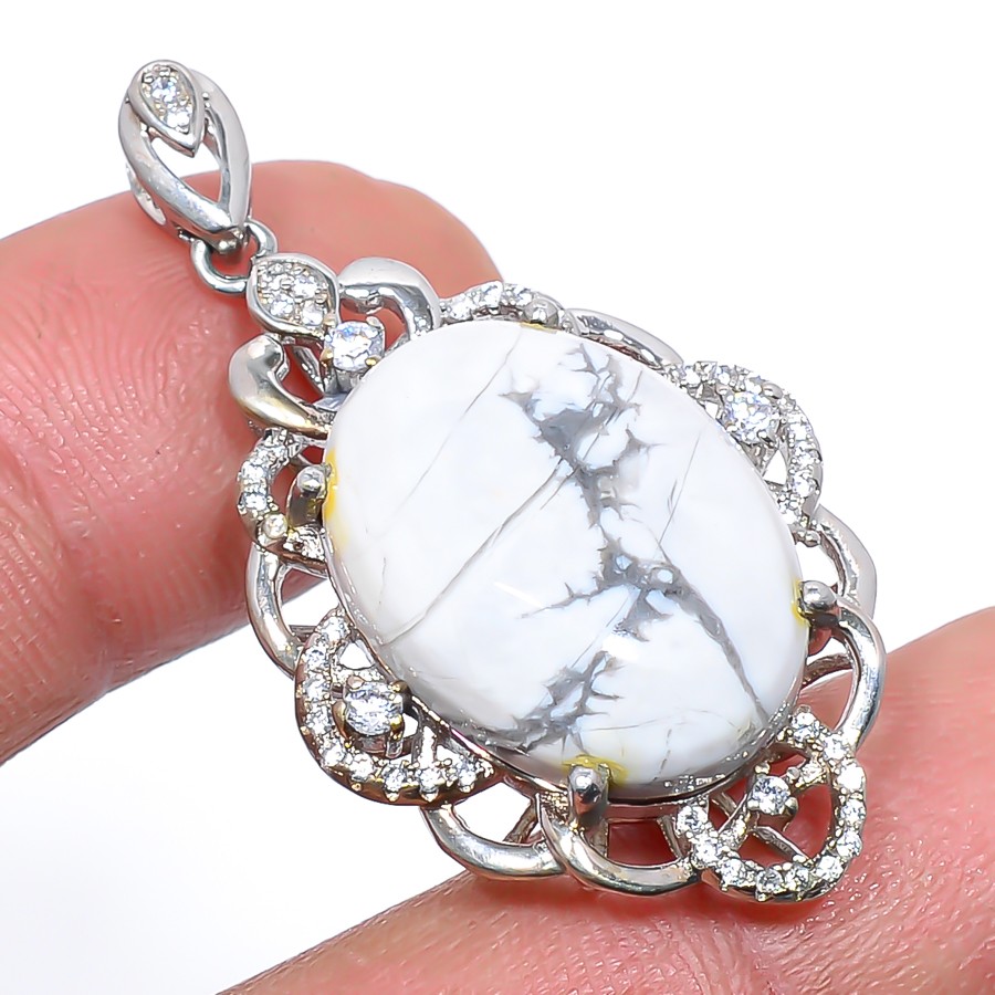 American Howlite & White Topaz 925 Silver Plated Pendant 1.64″ T92