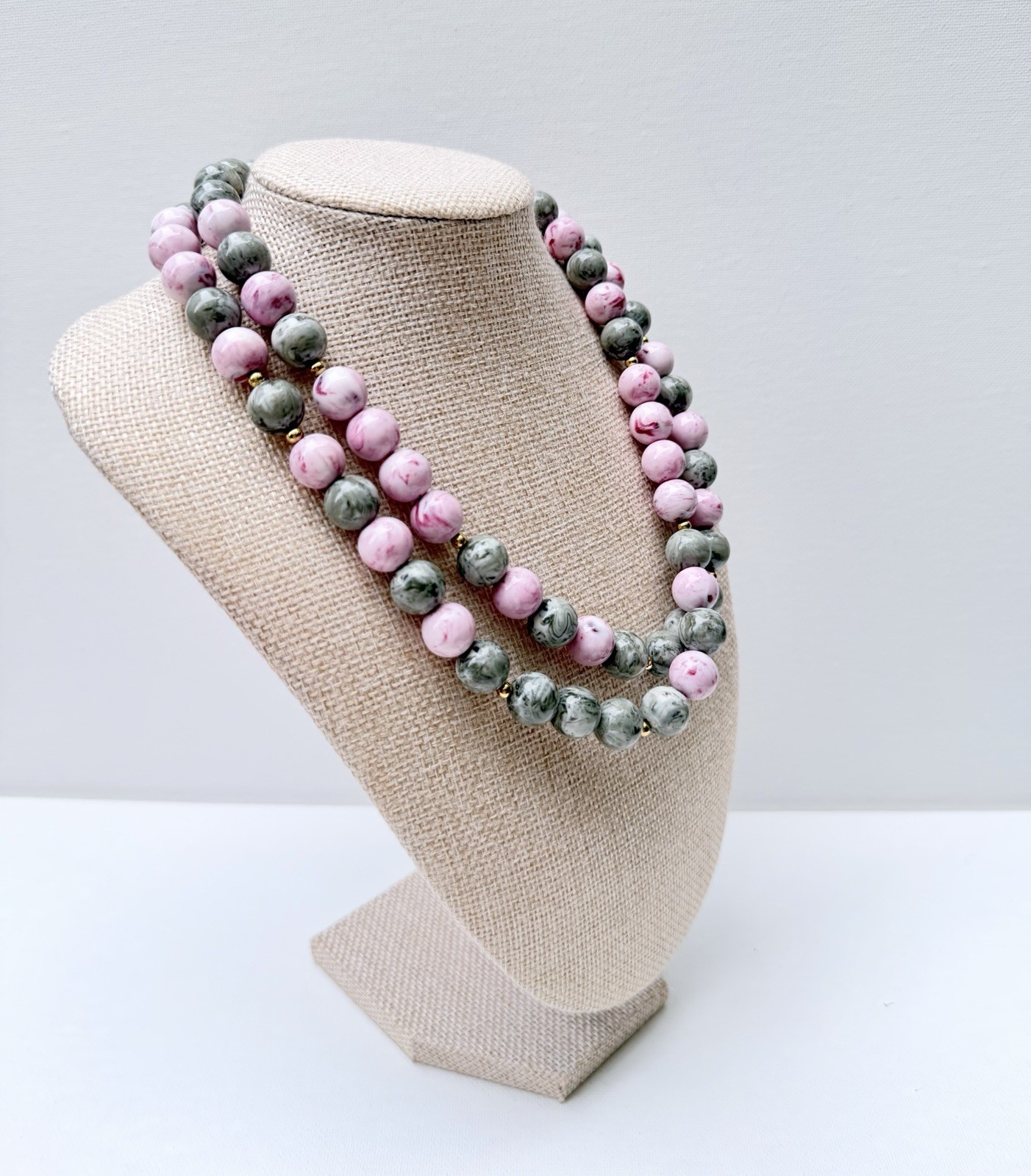 Vintage Monet Pink Gray Marbled Bead Necklace Signed Gold Tone Single Strand