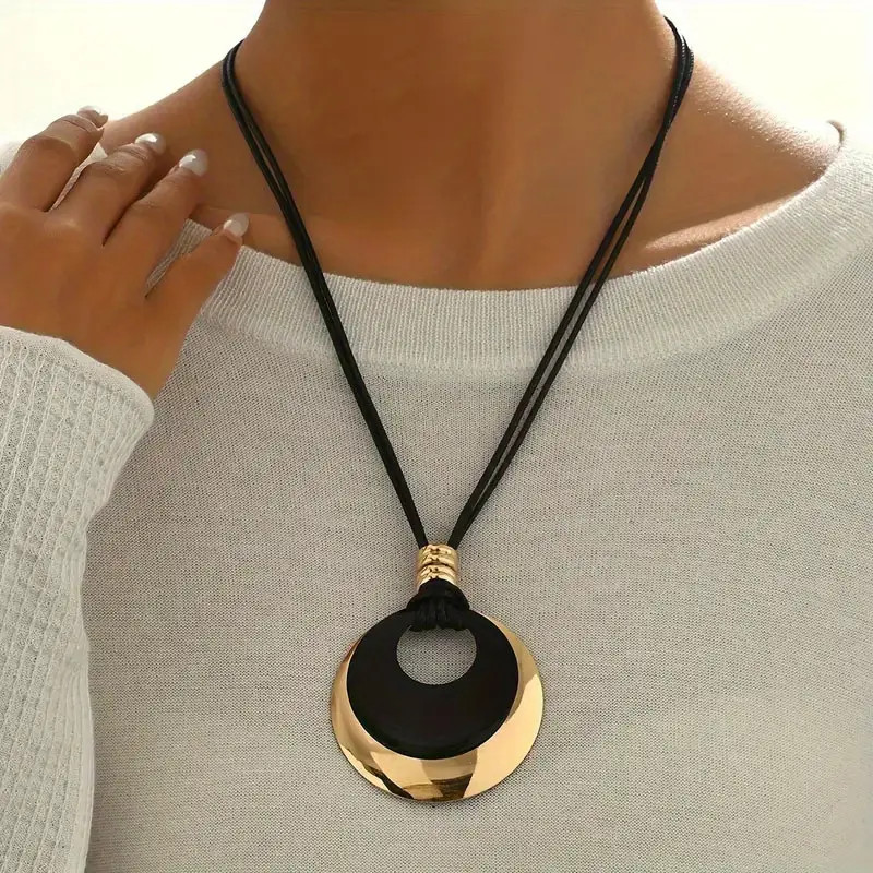 Women’s Retro Pendant Necklace Alloy Fashion Hip Hop Choker Chain Jewelry Gift