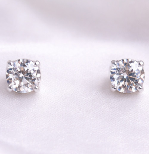 Clear crystal Swarovski studs
