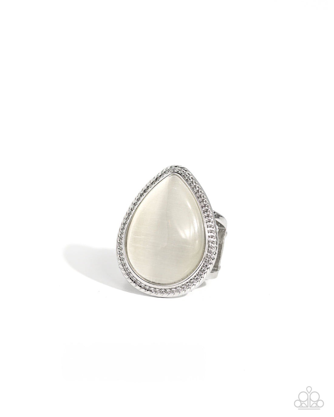 New Paparazzi Jewelry-The Rain In Maine Ring-White