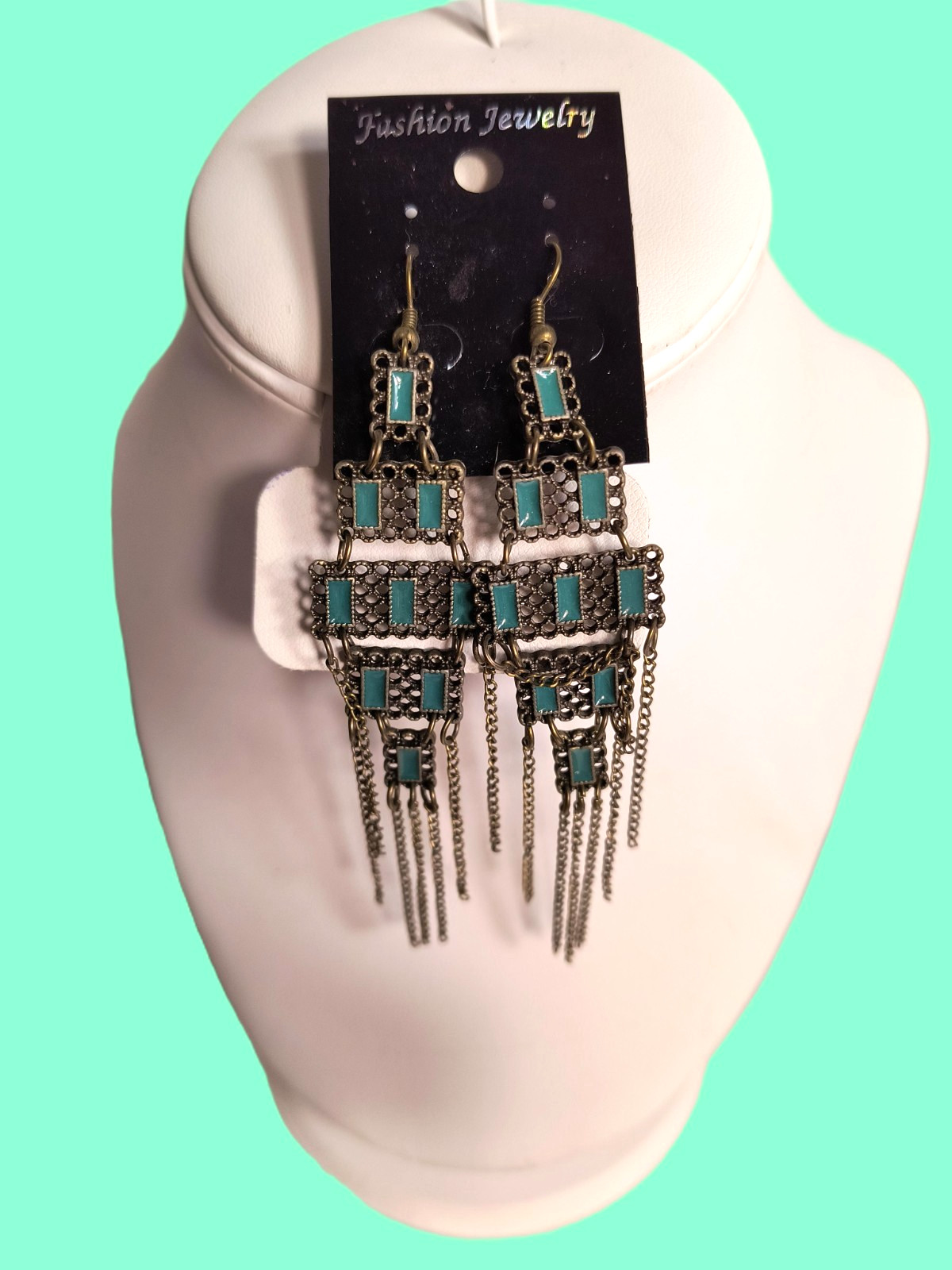 New Fashion Jewelry Women’s Chandelier Dangle Earrings Multicolor Hook Closure