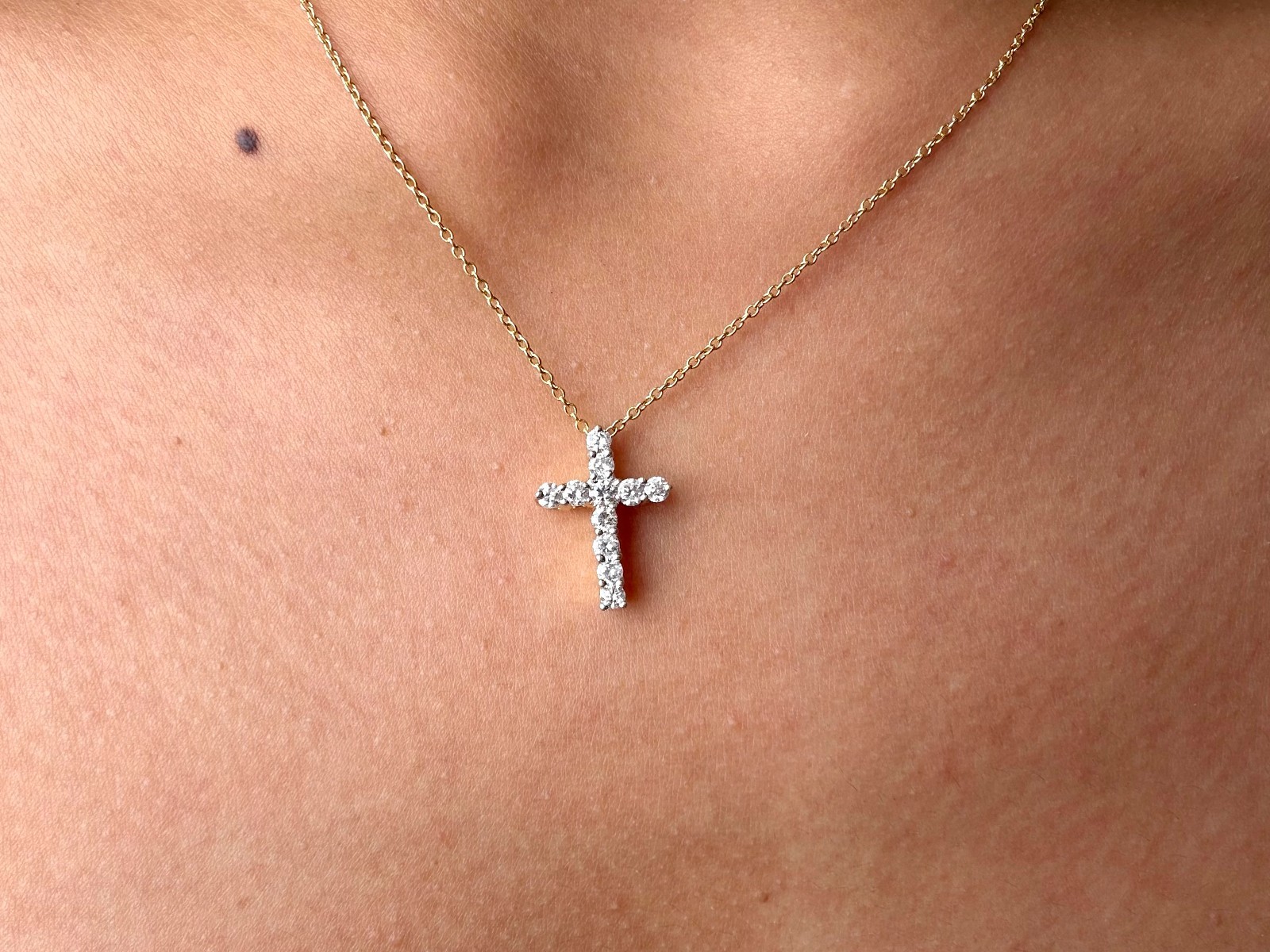 Diamond Cross Pendant in 18K Yellow Gold Necklace