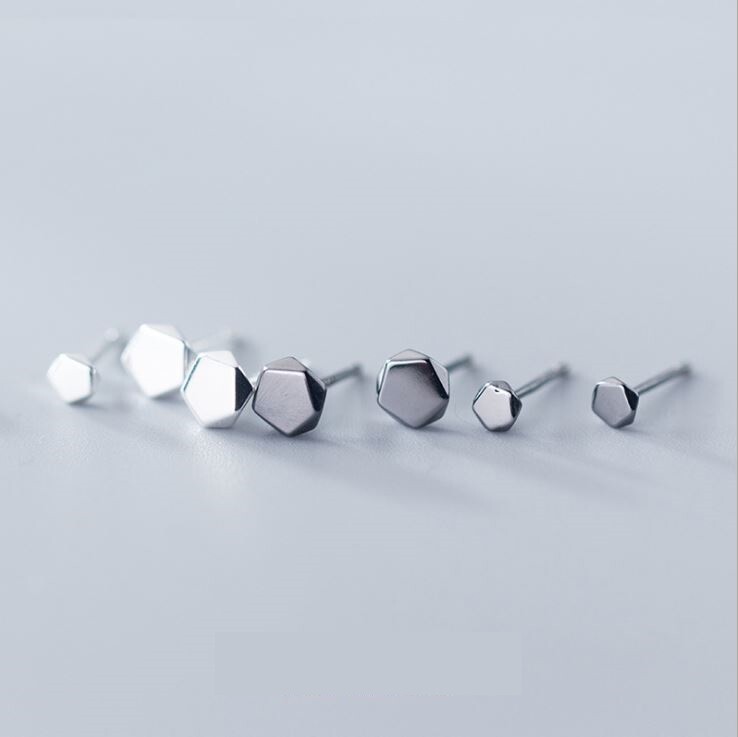 925 Sterling Silver Geometric Pentagon Black Post Stud Earrings Gift Box PE18