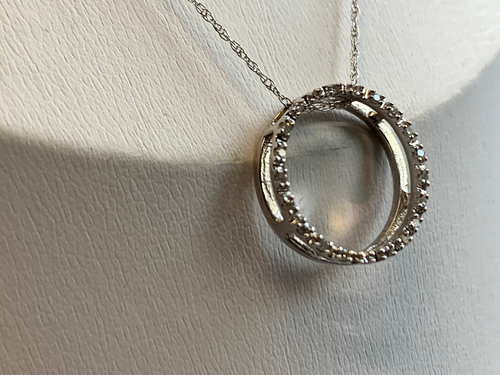 10K White Gold Necklace 1.48g Fine Jewelry 18″ Rope Chain Clear Stones *READ*