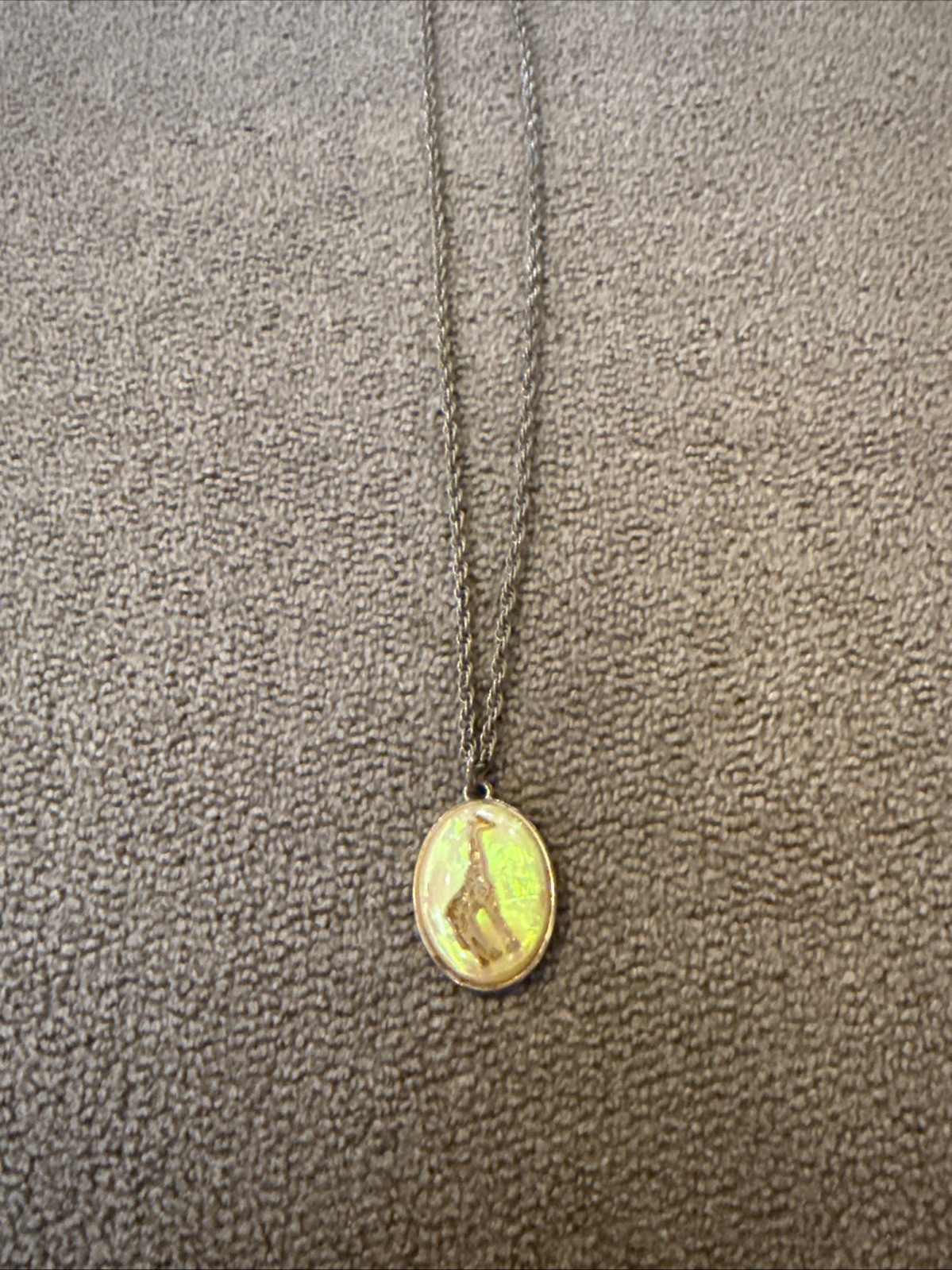 18” Adult Jewels Gold Tone Giraffe Charm Necklace (CT)