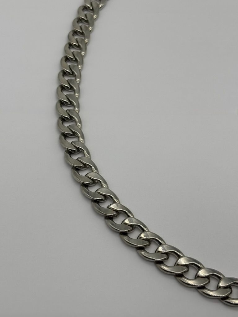 Chunky Silver-Tone Cuban Link Chain Necklace W/Faux Safety Pin Accent Adjustable