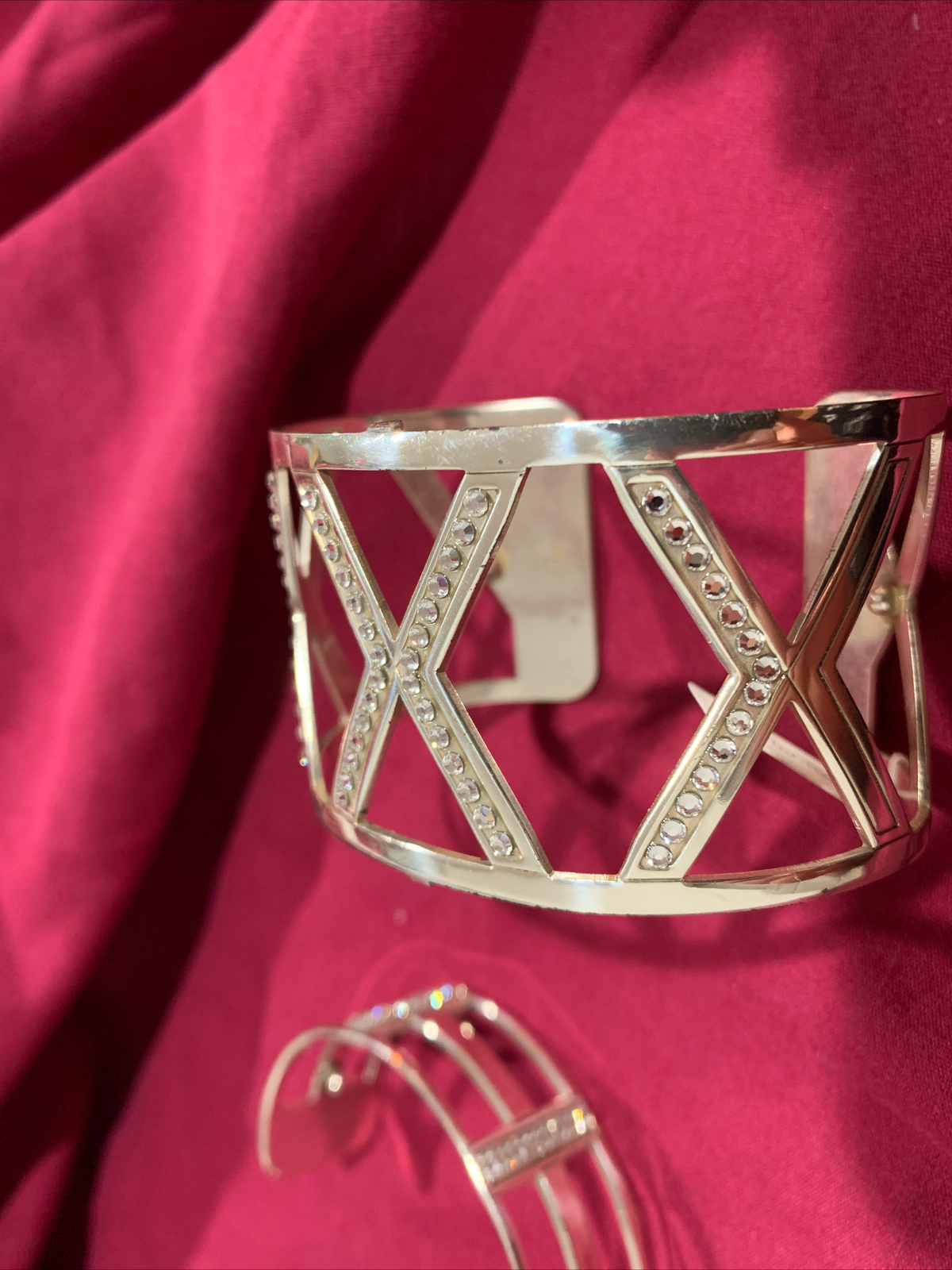 Brighton cuff Lot Of 2 NWT Silver tone Crystals With Dings Scratches