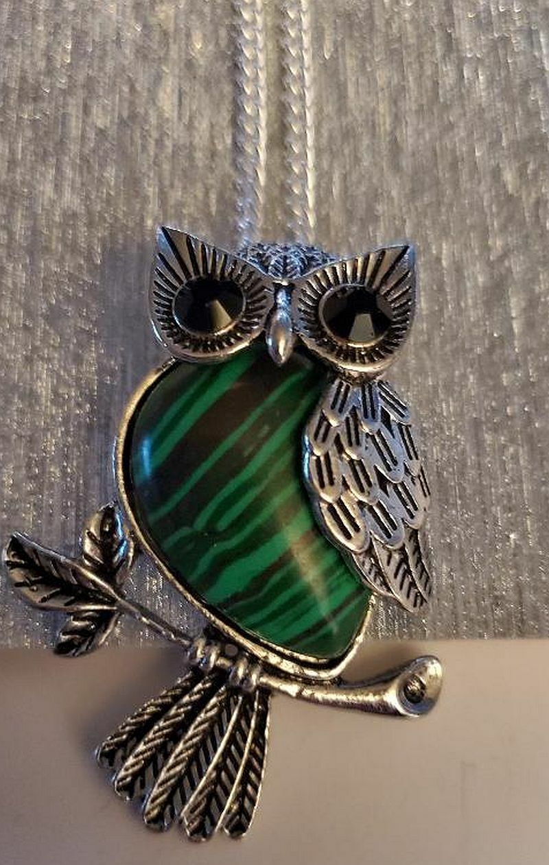 MAN-MADE MALACHITE TIBETAN SILVER OWL CHARM PENDANT NECKLACE