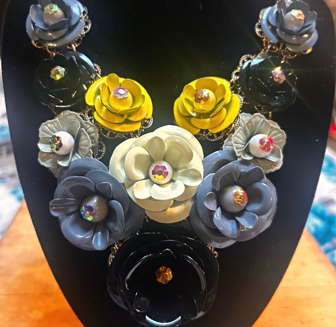 Floral Statement bib Necklace/choker with Multicolor Accents