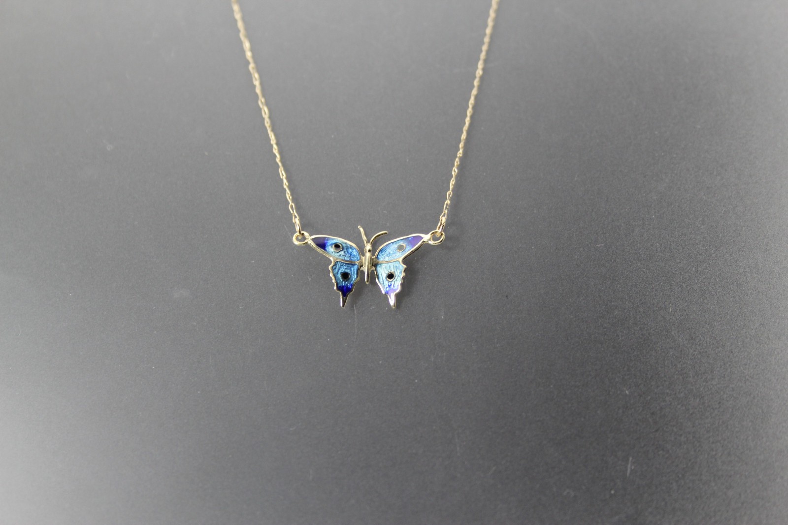 14k Yellow Gold Delicate Blue Butterfly 17″ Necklace 1.2 Grams (NEC6010)