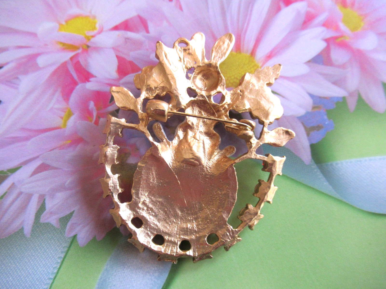 Easter Spring Bunny Crystal Rhinestone Brooch Pin Rabbit Easter NEW