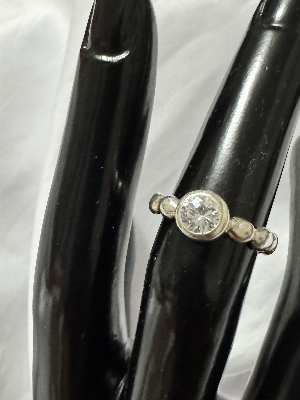 Sterling Silver Bezel-Set• Clear Round CZ Stone Beaded Band • Ring Size 5.75