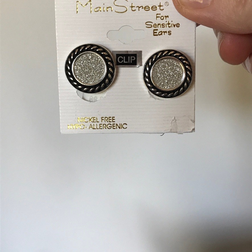 NWT Main Street Sensitive Ears Textured Silver Tone clip on earrings new on card