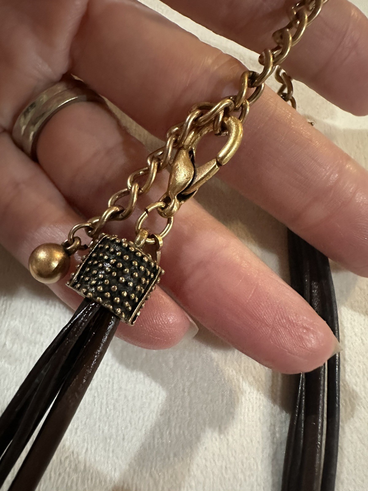 Lizard Pendant Necklace Leather strands VTG detailed Statement Reptile Woman’s