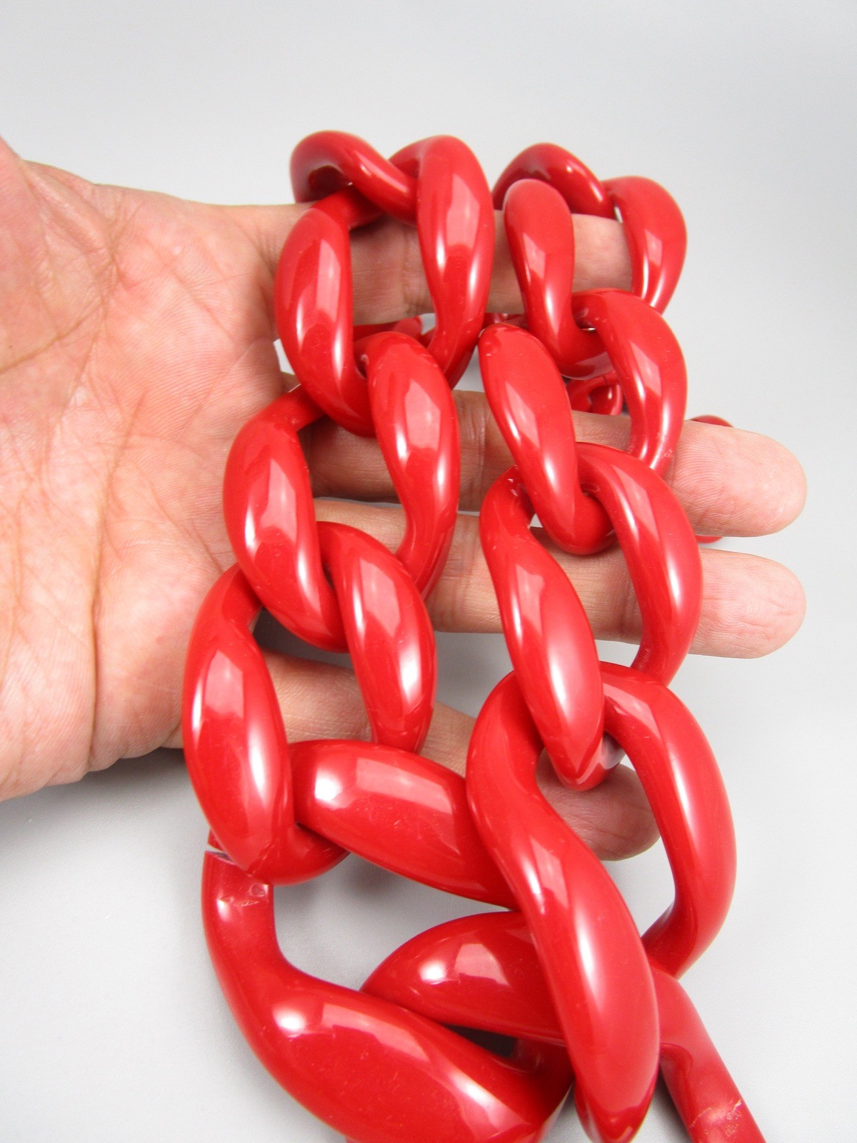  MARION GODART FRANCE DARK RED RESIN 24″ CURB CHAIN NECKLACE -NWOT