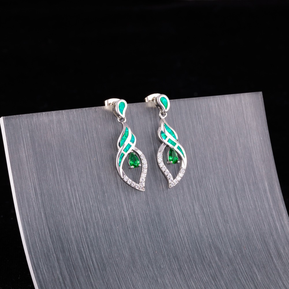 3x5Simulated Emerald Green Fire Opal Silver Filled Jewelry Drop Pierced Earrings