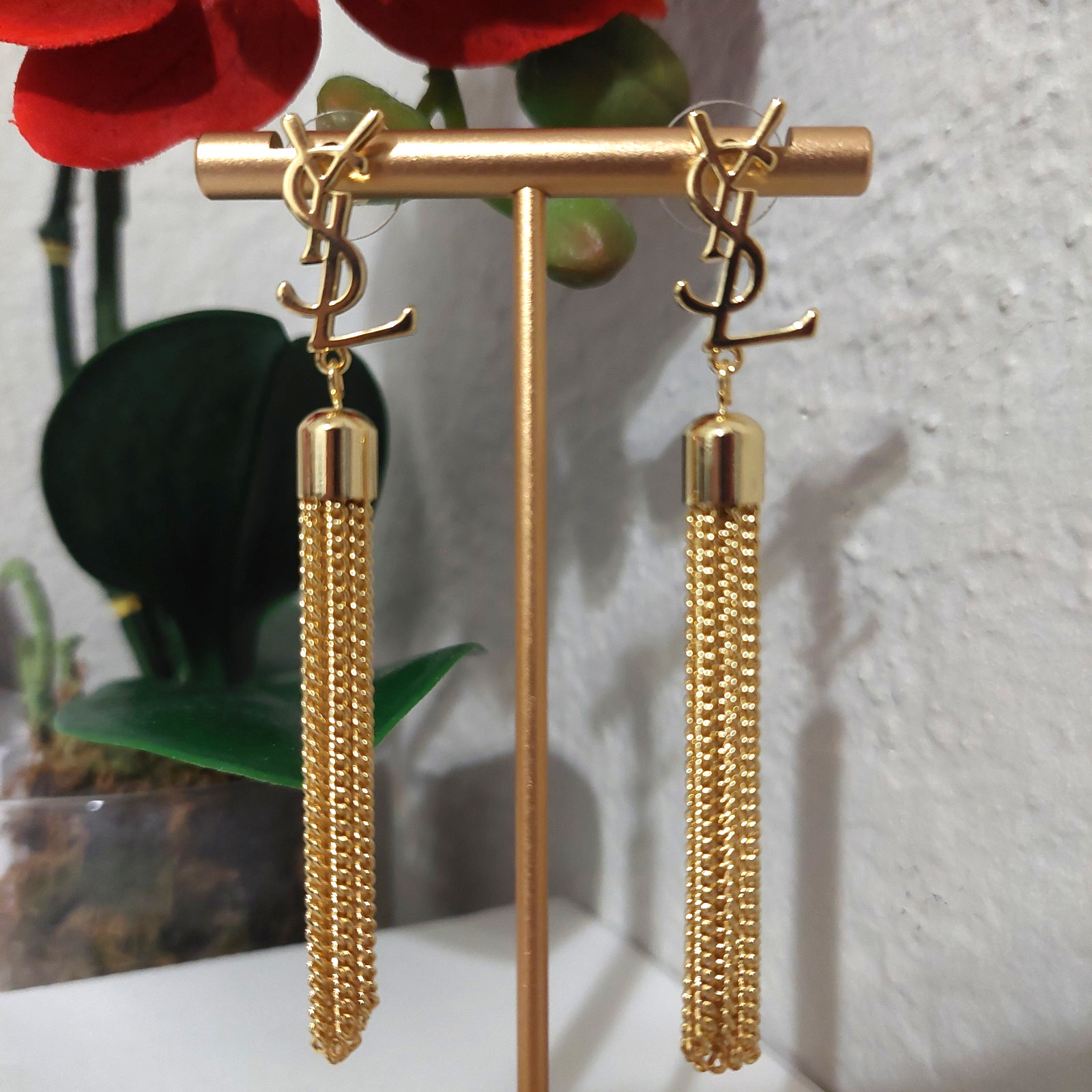 Auth. YVES SAINT LAURENT YSL Stud LOGO Chain Tassle Dangle EARRINGS Gold Tone