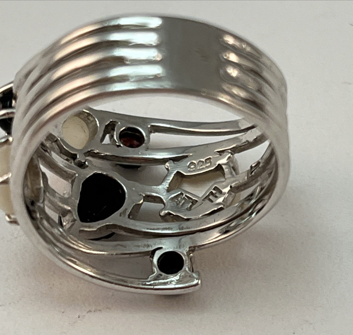ATI 925 Sterling Silver Faux Black Onyx & Moonstone Ring Size 7