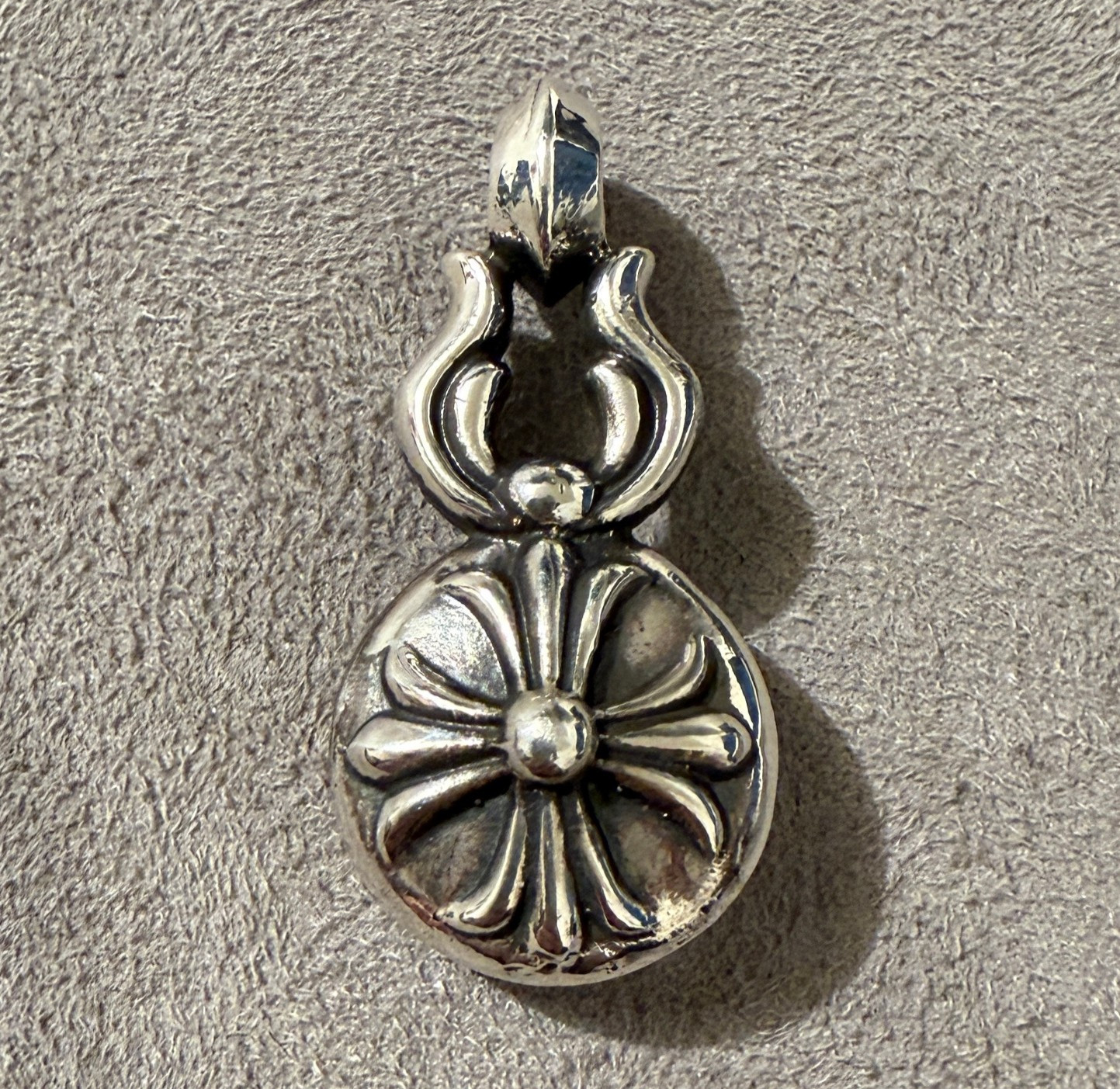 Chrome Hearts 🖤 Large Cross Ball Pendant Horshoe & Cross Design 925 *Pre Owned*