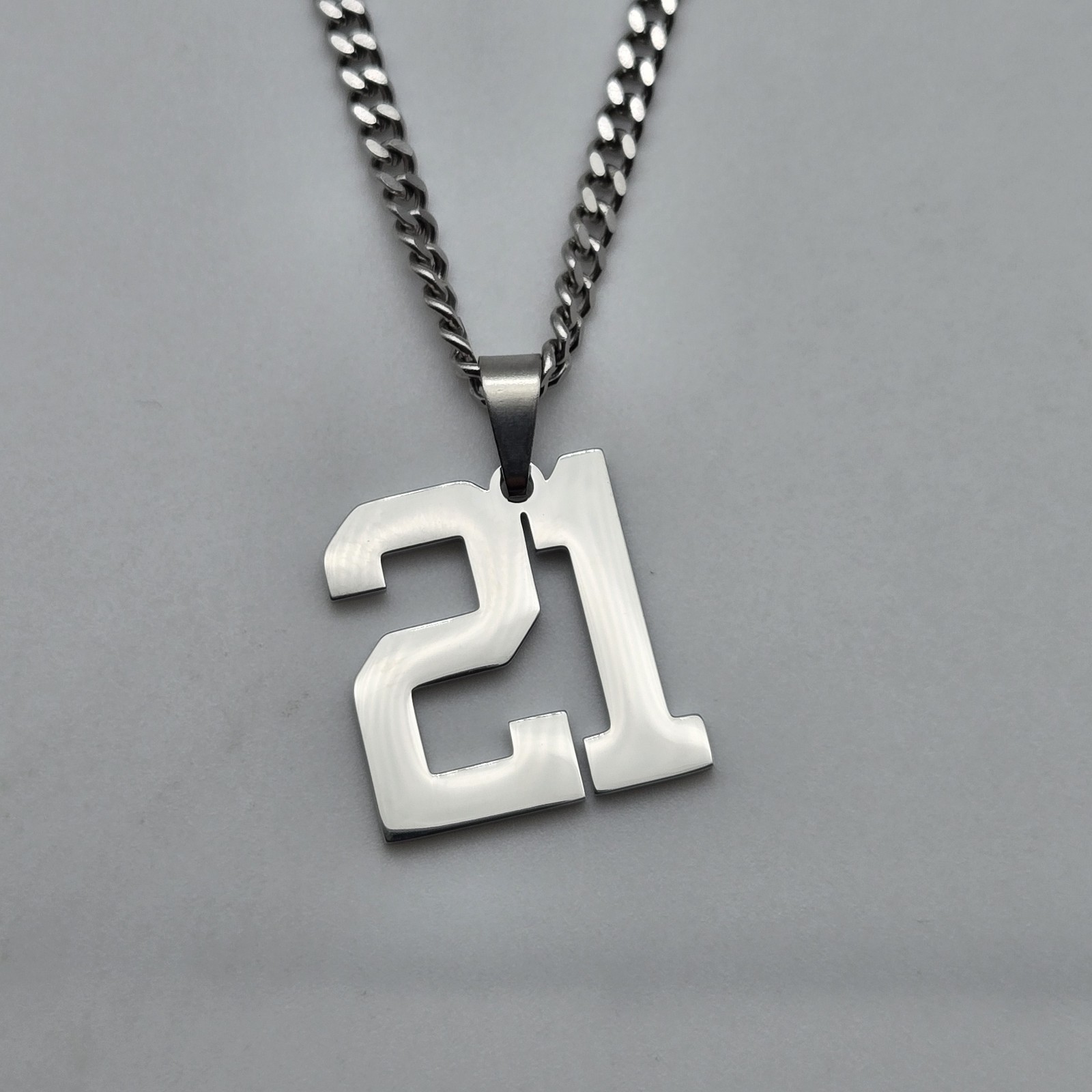 #21 BASEBALL FOOTBALL NUMBER Pendant Charm / 18″-24″ STAINLESS CHAIN NECKLACE