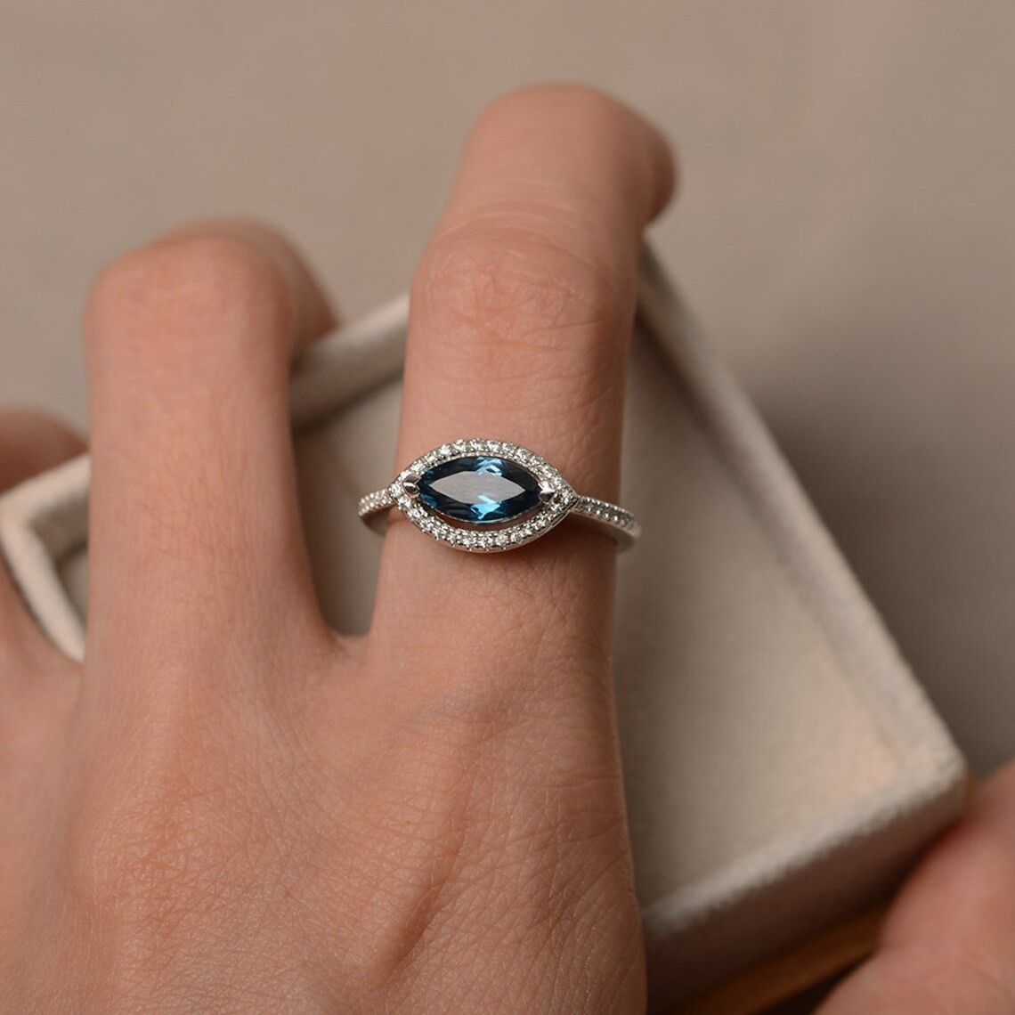2CT Blue Topaz Dainty Art Deco 925 Silver Plated Halo Ring Birthday Gift