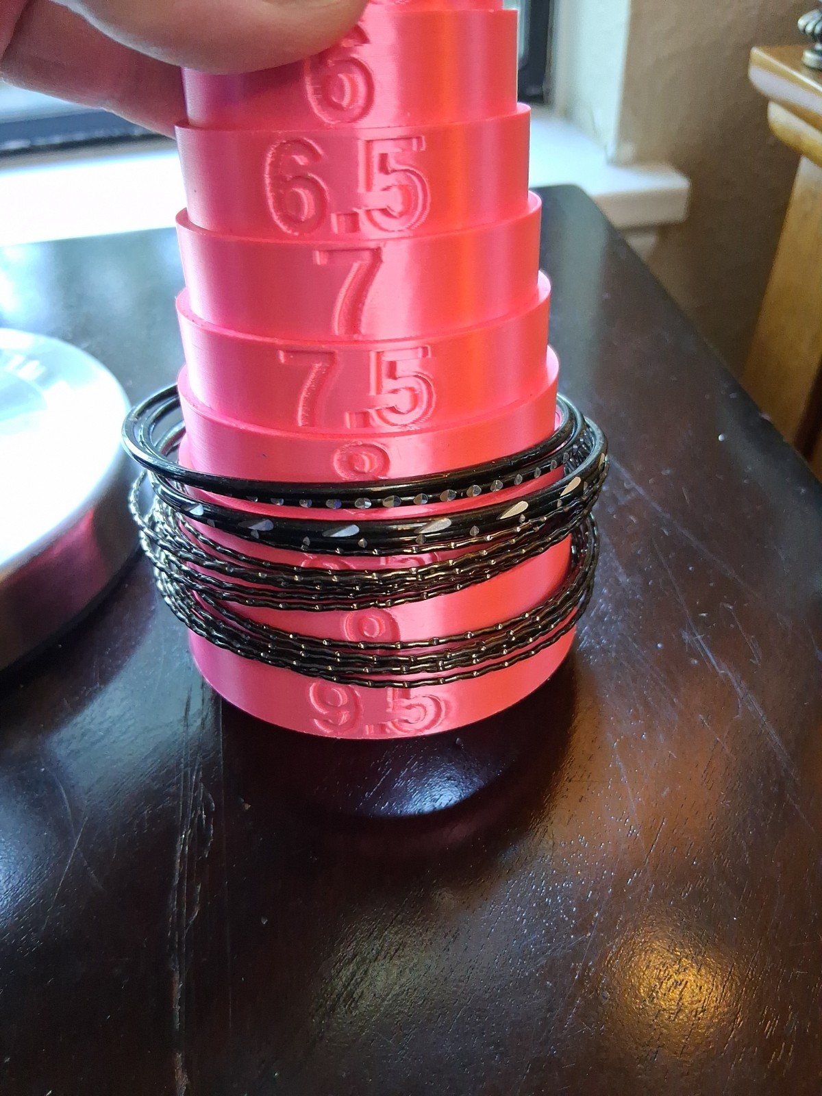 Stackable Bangles Lot 30:Black Silver Diamond Cut, Gun Metal Ribbed, Etc 7-8.5″